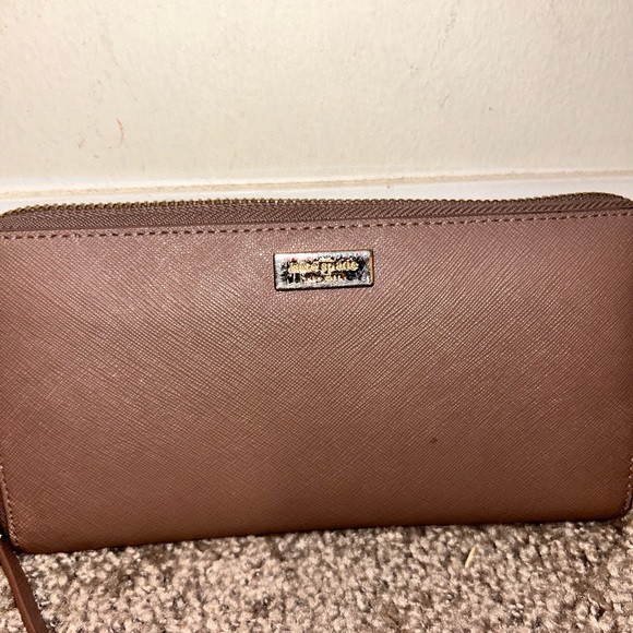 Kate Spade Purse and Wallet Set - Picture 5 of 9